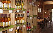 Weinschänke Gutshof Kraatz Weinangebot , Foto: Anet Hoppe