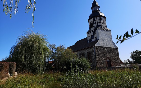 Dorfkirche Gölsdorf, Foto: Catharina Weisser, Lizenz: Tourismusverband Fläming e.V.