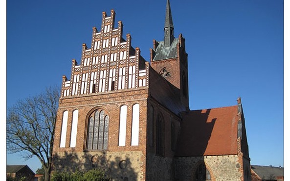 Kirche in Alt Krüssow, Foto: Tourismusverband Prignitz e.V.