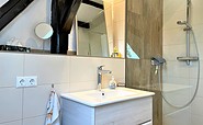 modern eingerichtetes Badezimmer, Foto: Ulrike Haselbauer, Lizenz: TV Lausitzer Seenland e.V.