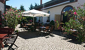 Terrasse Gaststätte "Zum Berg" , Foto: Antje Thurmann