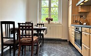Küche mit Esstisch , Foto: Ulrike Haselbauer, Lizenz: TV Lausitzer Seenland e.V.