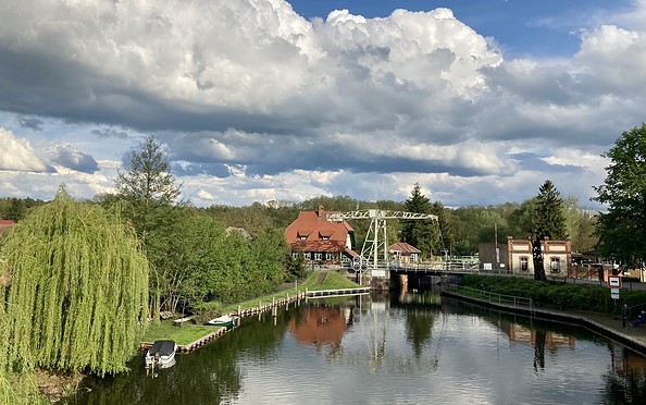 Klappbrücke Altfriesack, Foto: Itta Olaj, Lizenz: Tourismusverband Ruppiner Seenland e.V.