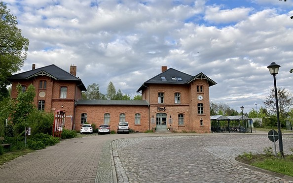Bahnhof Kremmen, Foto: Itta Olaj, Lizenz: Tourismusverband Ruppiner Seenland e.V.