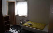 Zimmer, Pension Birkenhof, Foto: R. Riebschlaeger, Lizenz: Touristeninformation Birkenwerder