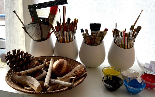 Paint brushes at the Atelier Pinselinsel, Foto: Sabine Braun, Lizenz: Sabine Braun