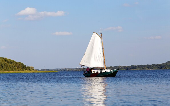 Sailing on lake Schwielowsee, Foto: Andre Stiebitz