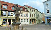Stadtinformation Perleberg mit Roland, Foto: Stadt Perleberg, Foto: Nicole Drescher, Lizenz: Tourismusverband Prignitz e.V.