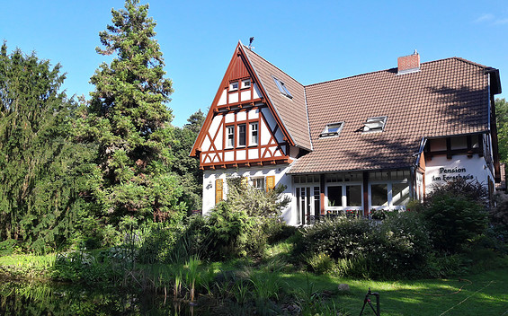 Pension Im Forsthaus Görlsdorf Aussenansicht, Foto: Anja Beutel