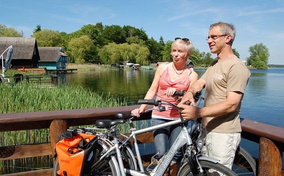 Radler am See , Foto: R. Tetmeyer, Lizenz: R. Tetmeyer|radreisen-mecklenburg