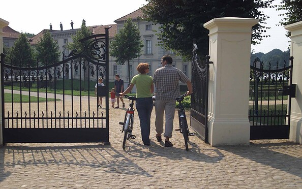Unterwegs mit dem Fahrrad zum Schloss Rheinsberg, Foto: Blacky Schwarz, Lizenz: Blacky Schwarz