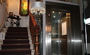 Foyer mit Lift, Foto: Frances Noack-Winkelmann, Lizenz: Frances Noack-Winkelmann