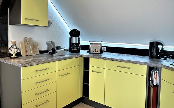 Kitchen equipped with coffee maker, toaster, etc., Foto: Ulrike Haselbauer, Lizenz: TV Lausitzer Seenland e.V.