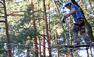 CLIMB UP! - Kletterwald in Klaistow - Per Skateboard von Baum zu Baum, Foto: Climp Up!