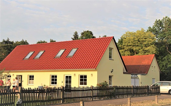 Hausansicht, Foto: Ulrike Haselbauer, Lizenz: Tourismusverband Lausitzer Seenland e.V.