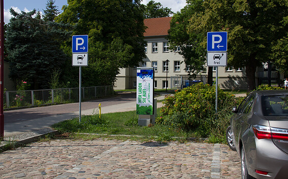 Stromtankstelle Parkplatz Oberwall Angermünde, charging plug