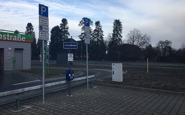 Stromtankstelle Parkplatz McDonald´s, Foto: Alena Lampe
