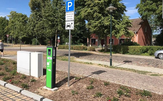 Stromtankstelle Parkplatz Beethovenplatz Templin, charging plug