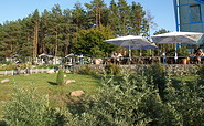 Eiscafé im Hafencamp Senftenberger See, Foto: Volker Mielchen, Lizenz: Zweckverband Lausitzer Seenland Brandenburg
