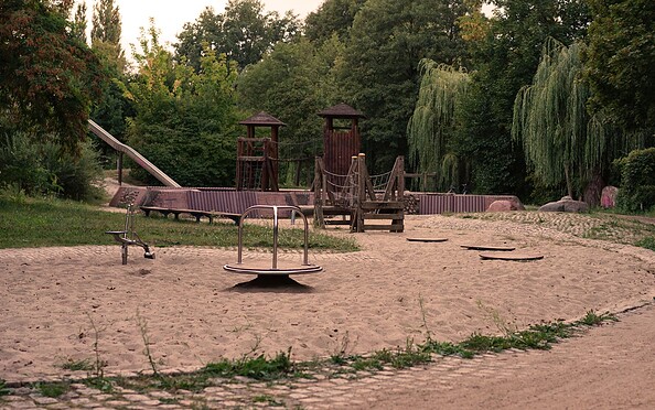 Spielplatz nähe Amtsverwaltung, Am Malxebogen in Peitz, Foto: M. Huhle , Lizenz: Amt Peitz