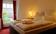Large apartment sleeping area, Foto: Ferienhof Radlerslust