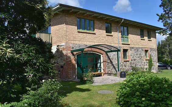 Ferienwohnungen Schafstall in Hessenhagen Gartenseite, Foto: Dr. Christoph Bruemmer