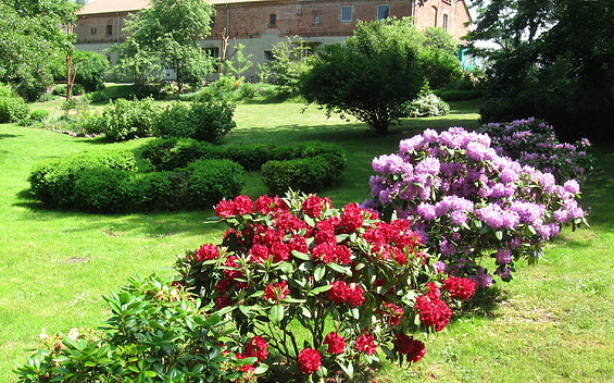 Gartenansicht Landhaus Damitzow, Foto: Günter Graumann