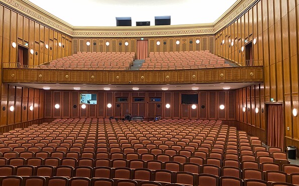 Friedrich-Wolf-Theater innen, Foto: Stadt Eisenhüttenstadt, Lizenz: Stadt Eisenhüttenstadt