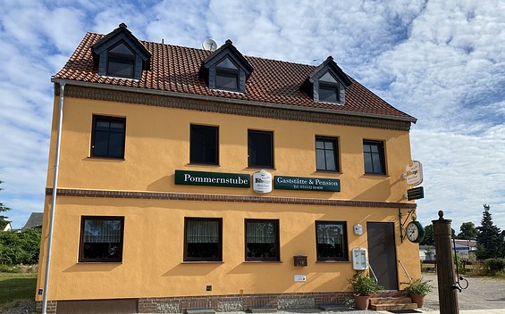 Aussenansicht Gaststätte & Pension Pommernstube Gartz (Oder), Foto: Alena Lampe