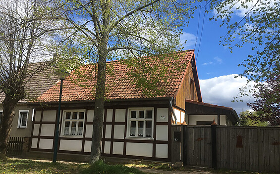 Vorderansicht des Ferienhaus Landlaune in Neulewin, Foto: Uta Gneiße, Lizenz: Uta Gneiße
