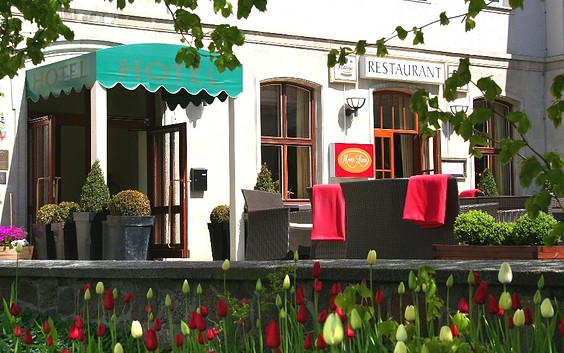 Außenansicht Hotel Uckermark in Prenzlau, Foto: Kai Frodl , Lizenz: Fine Arts-Hotel- und Restaurantgesellschaft mbH & Co. KG