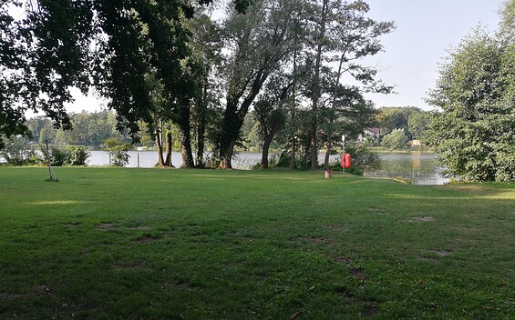 Bathing Area at Lake Ruppiner See in Neuruppin (Hotel Waldfrieden)  