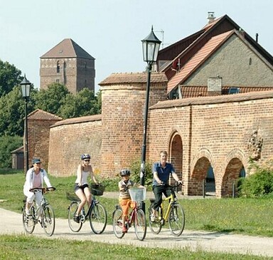 Day Tour 11 to the Historic Town Centres of Wittstock (Dosse), Kyritz, Wusterhausen (Dosse) & Neuruppin