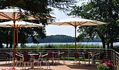Schlüßhof - Terrasse zum See, , Foto: Schlüßhof, Lizenz: Schlüßhof