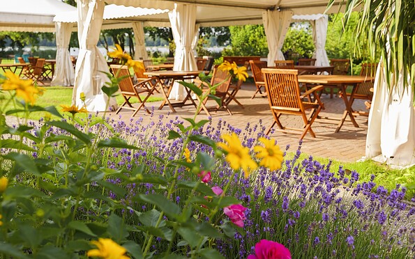 Garden terrace, Foto: RedStone Hotels GmbH