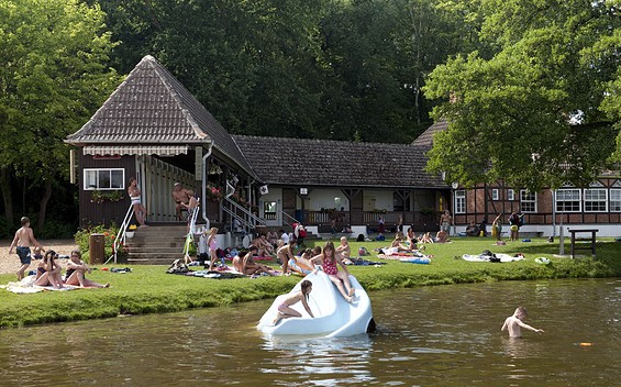 Jahnbad Neuruppin, Foto: Peter Geisler, Lizenz: Peter Geisler