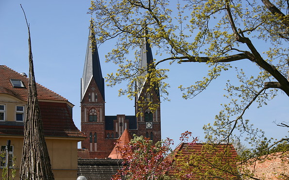 Klosterkirche im Frühjahr, Foto: Robert Schenk, Lizenz: TV Ruppiner Seenland e.V.