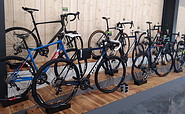 Auswahl an Rennrädern, Foto: Heidi Mischke, Lizenz: BIKEpoint Wiesner