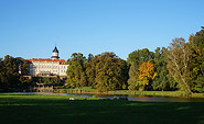 Schloss Wiesenburg mit dem Schlosspark, Foto: Tourismusverband Fläming