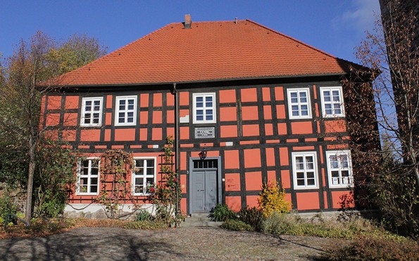 Reißigerhaus neben der Kirche, Foto: Bansen/Wittig