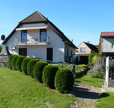 Ferienwohnung Wolff in Baitz, holiday apartment