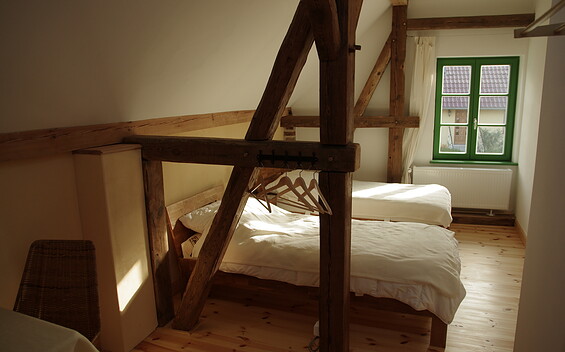 STÜTZPUNKT TREBITZ - Gästezimmer "Gelb", Foto: Daniel Erb