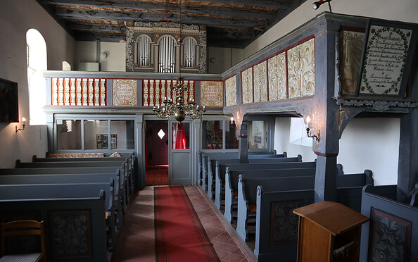Innenraum mit Blick auf die Orgel, Foto: Klaudia Kaatz, Lizenz: Paulinen Hof Seminarhotel