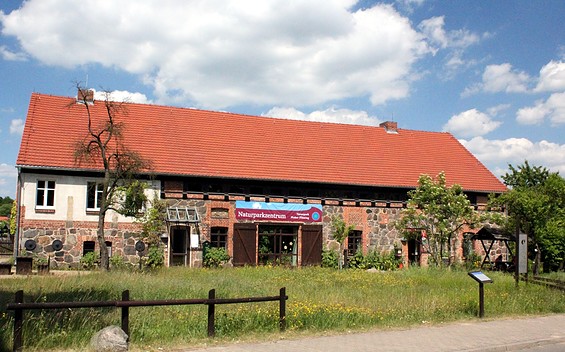Hoher Fläming Naturparkzentrum in the ‘Alte Brennerei’ Raben, nature park information centre and museum