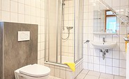 Bad mit Dusche und WC, Foto:  Ulrike Haselbauer, Lizenz: Tourismusverband Lausitzer Seenland e.V.