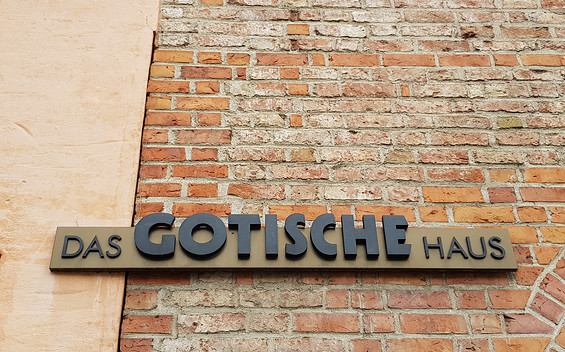 Gotisches Haus - Museum & Galerie