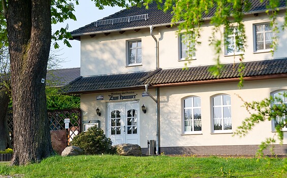 "Zum Hammer" Inn and Guest House