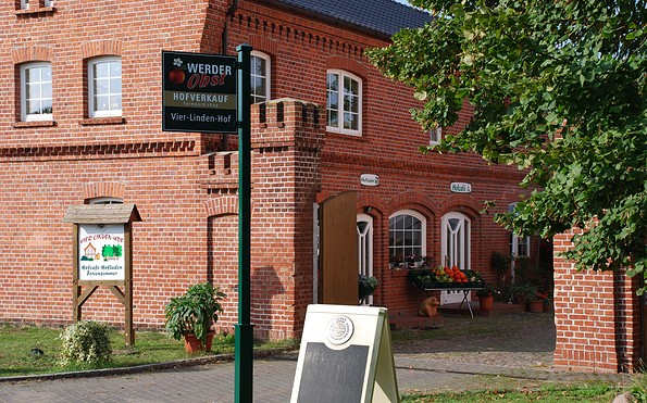 Derwitzer Vierlindenhof, Foto: Tourismus-Büro Werder (Havel), Lizenz: Tourismus-Büro Werder (Havel)