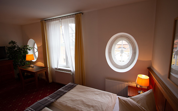 Stimmungsvolle Zimmer im Hotel Vierseithof, Foto: Yves Lasdinat, Lizenz: HF Berlin Brandenburg Grundbesitz GmbH
