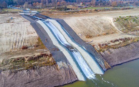 Einlaufbauwerk am ""Cottbuser Ostsee" - Luftaufnahme, Foto: Andreas Franke, Lizenz: CMT Cottbus